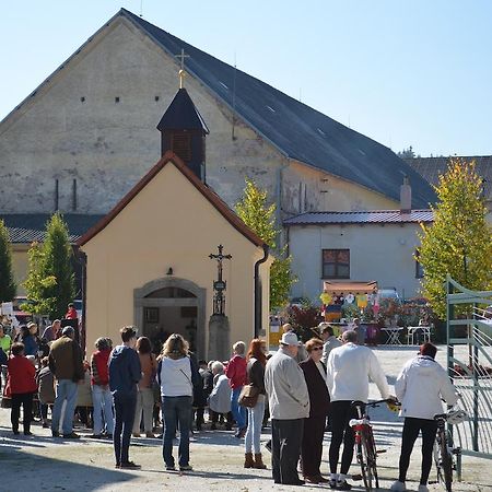 Statek Sedlecko Villa Exterior photo