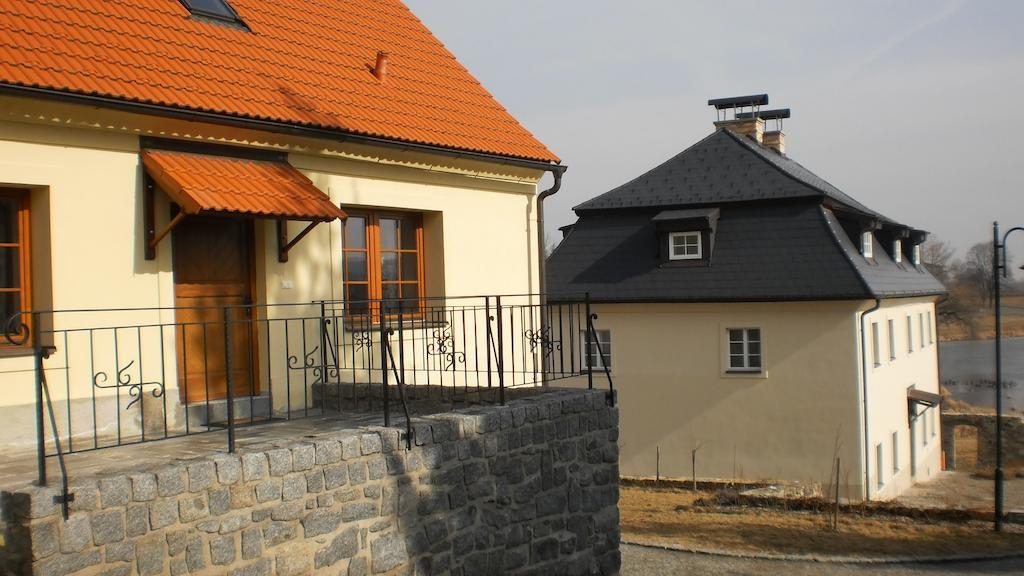 Statek Sedlecko Villa Exterior photo